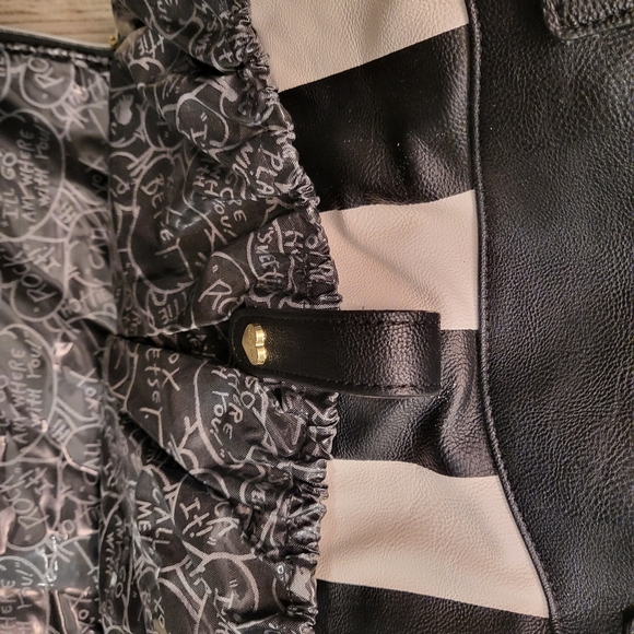 Betsey Johnson Diaper bag - Picture 7 of 10